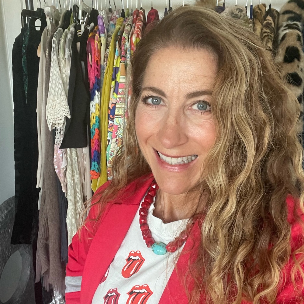 Meet your Posher, Melissa